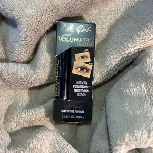 L.A. Girl Volumatic Mascara